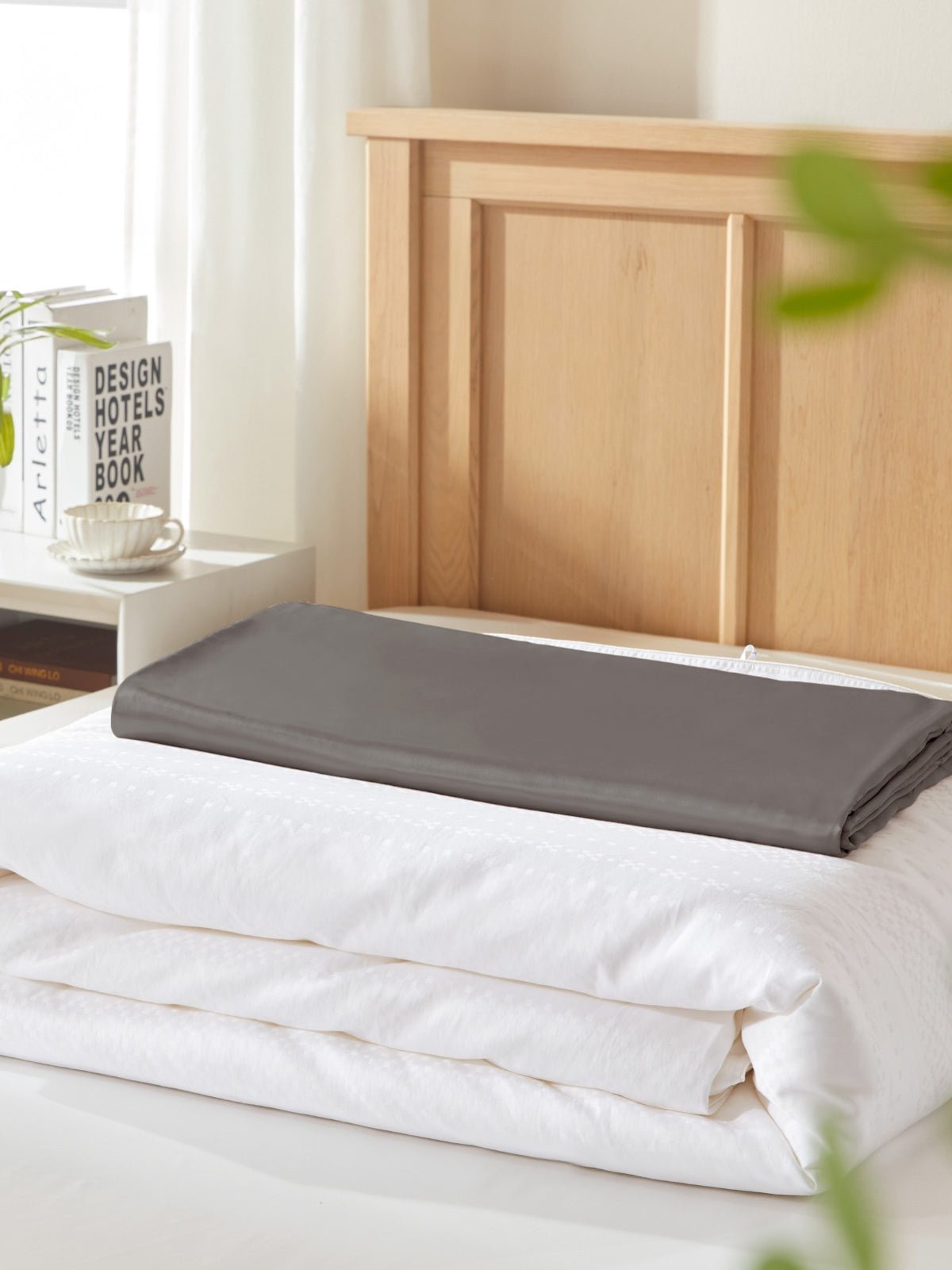 Luxury Silk Comforter Set All Season Bedding