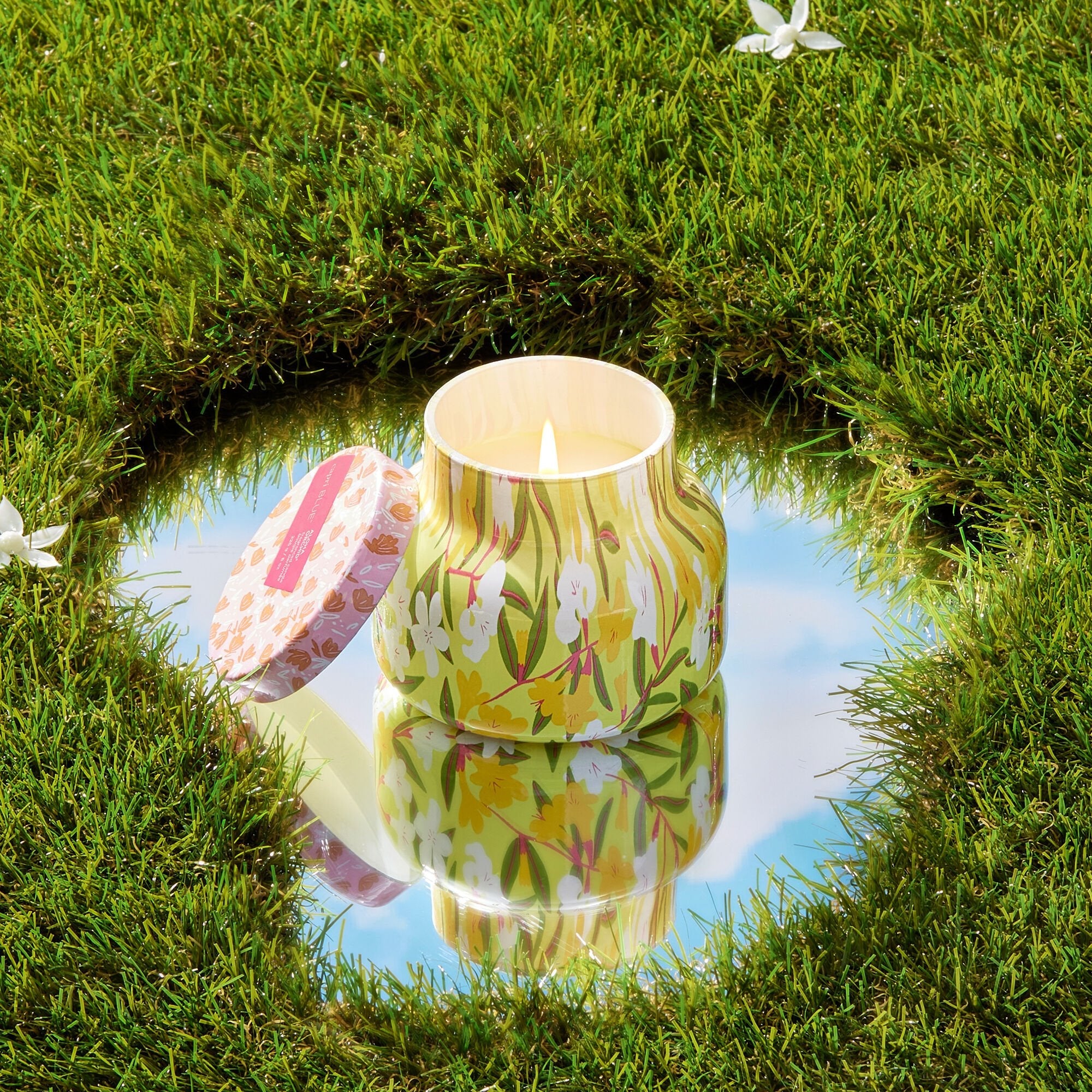 Aloha Orchid Pattern Play Petite Candle