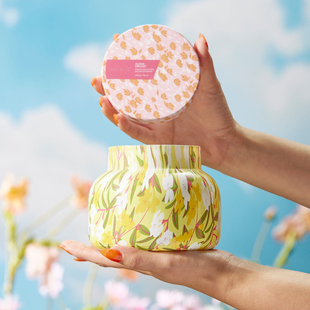 Aloha Orchid Pattern Play Signature Candle