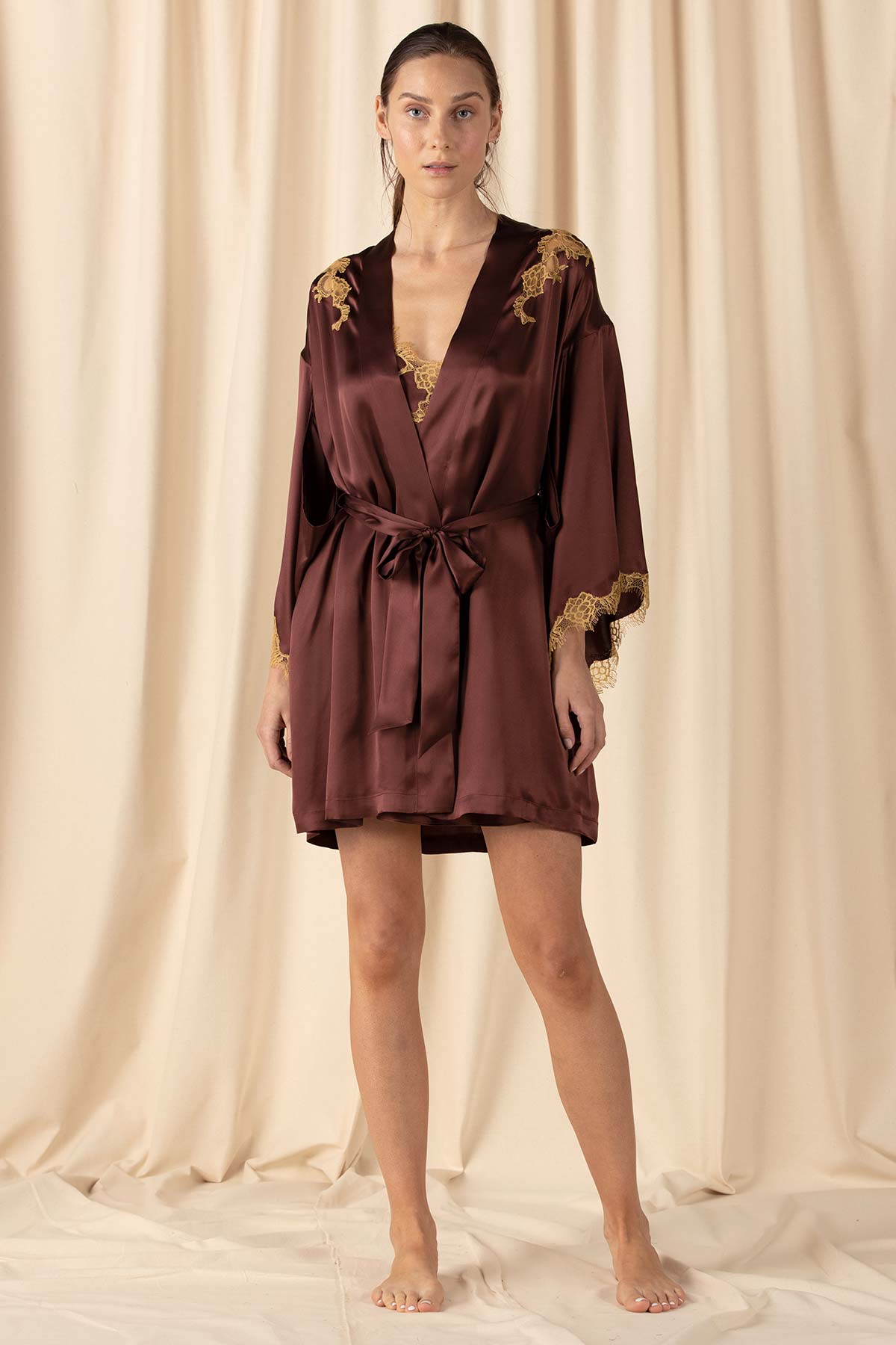 Natasha Lace Kimono