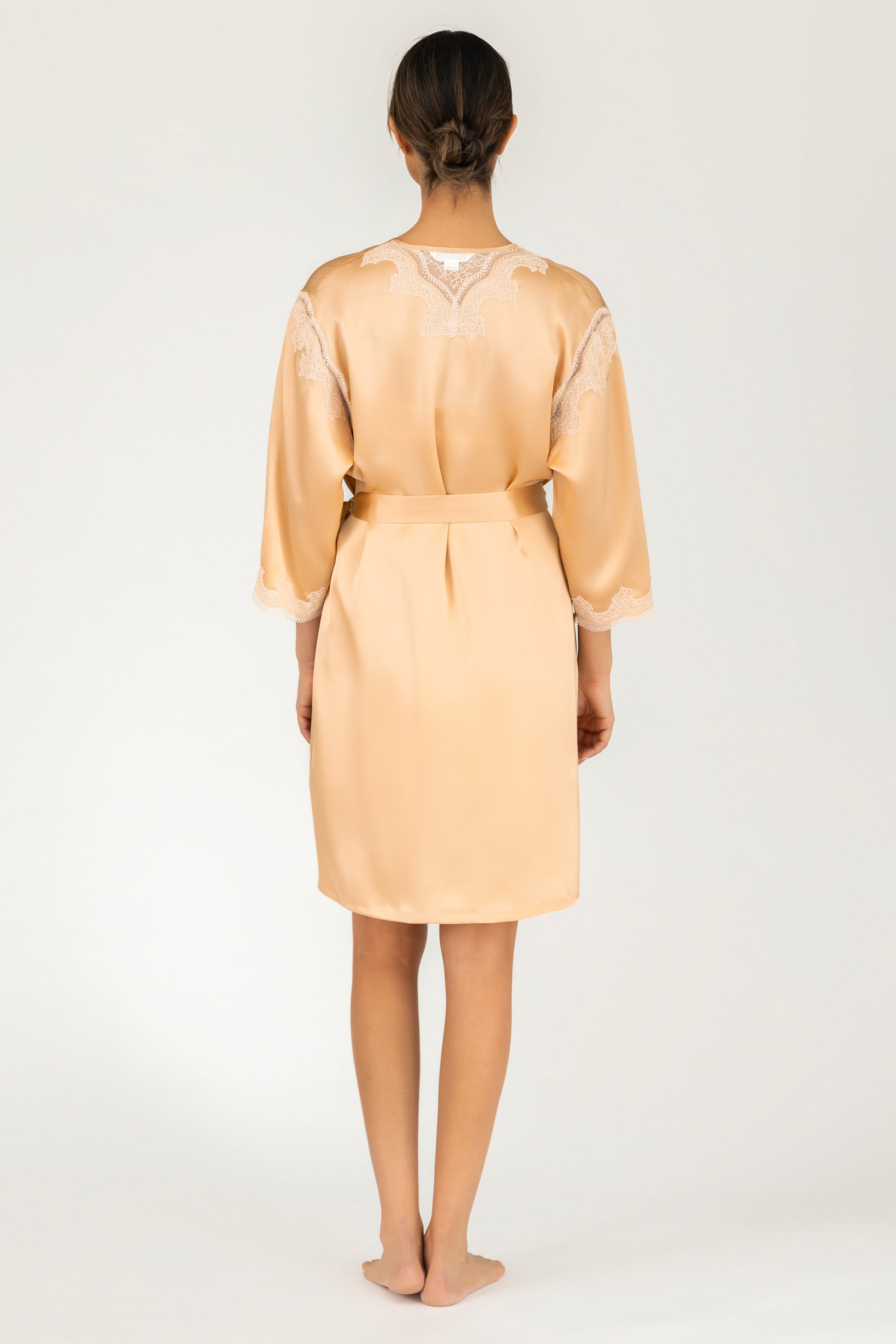 Allegra Soulful Short Silk Robe
