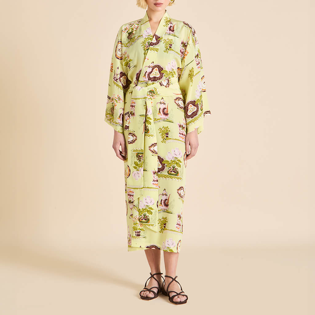 Amaya Aulenti Green Plate Robe in Silk Crêpe de Chine