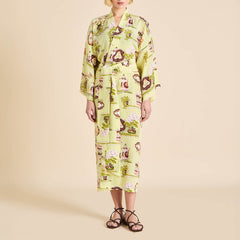 Amaya Aulenti Green Plate Robe in Silk Crêpe de Chine