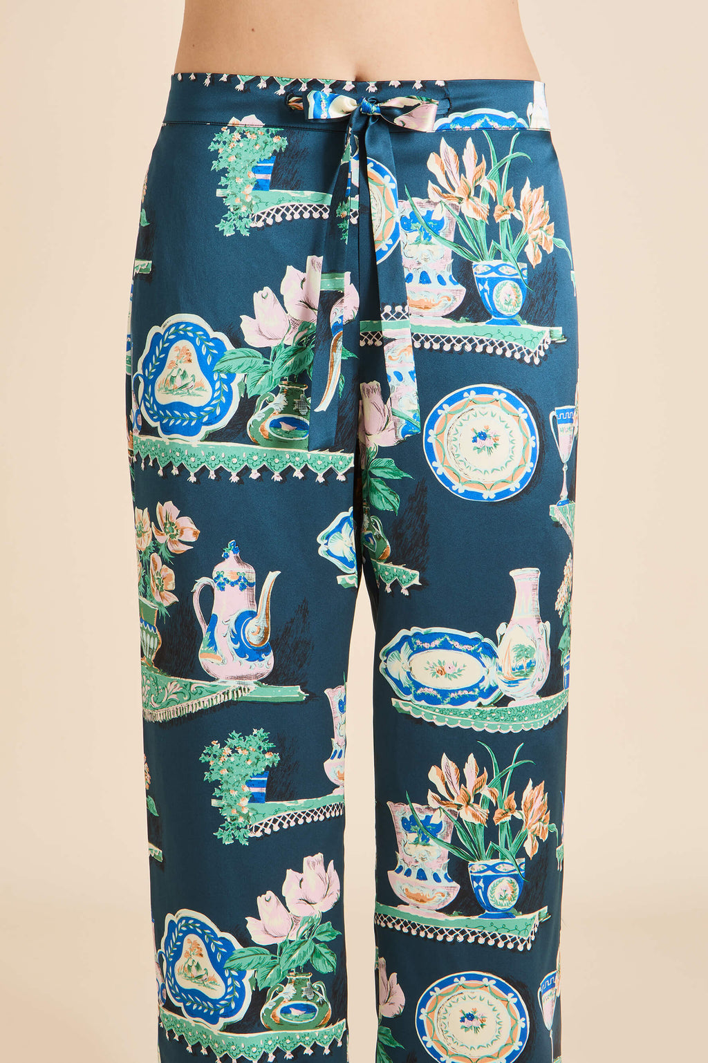 Lila Giotto Green Plate Pajamas in Silk Satin