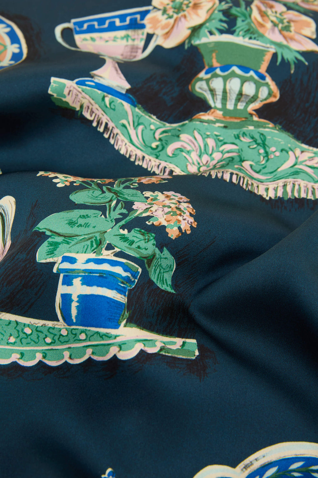 Lila Giotto Green Plate Pajamas in Silk Satin