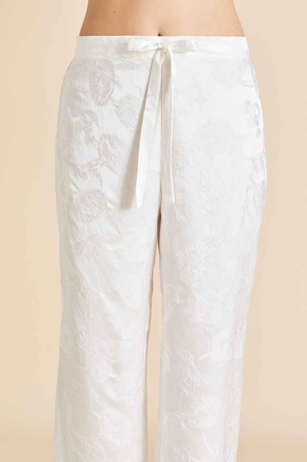 Lila Liliana Ivory Floral Pajamas in Silk Jacquard
