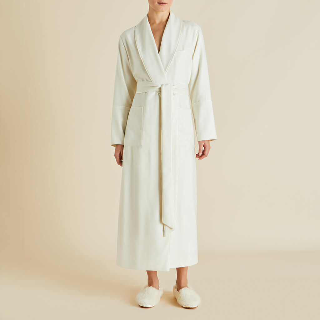 Logan Aspen Ivory Robe in Cashmere