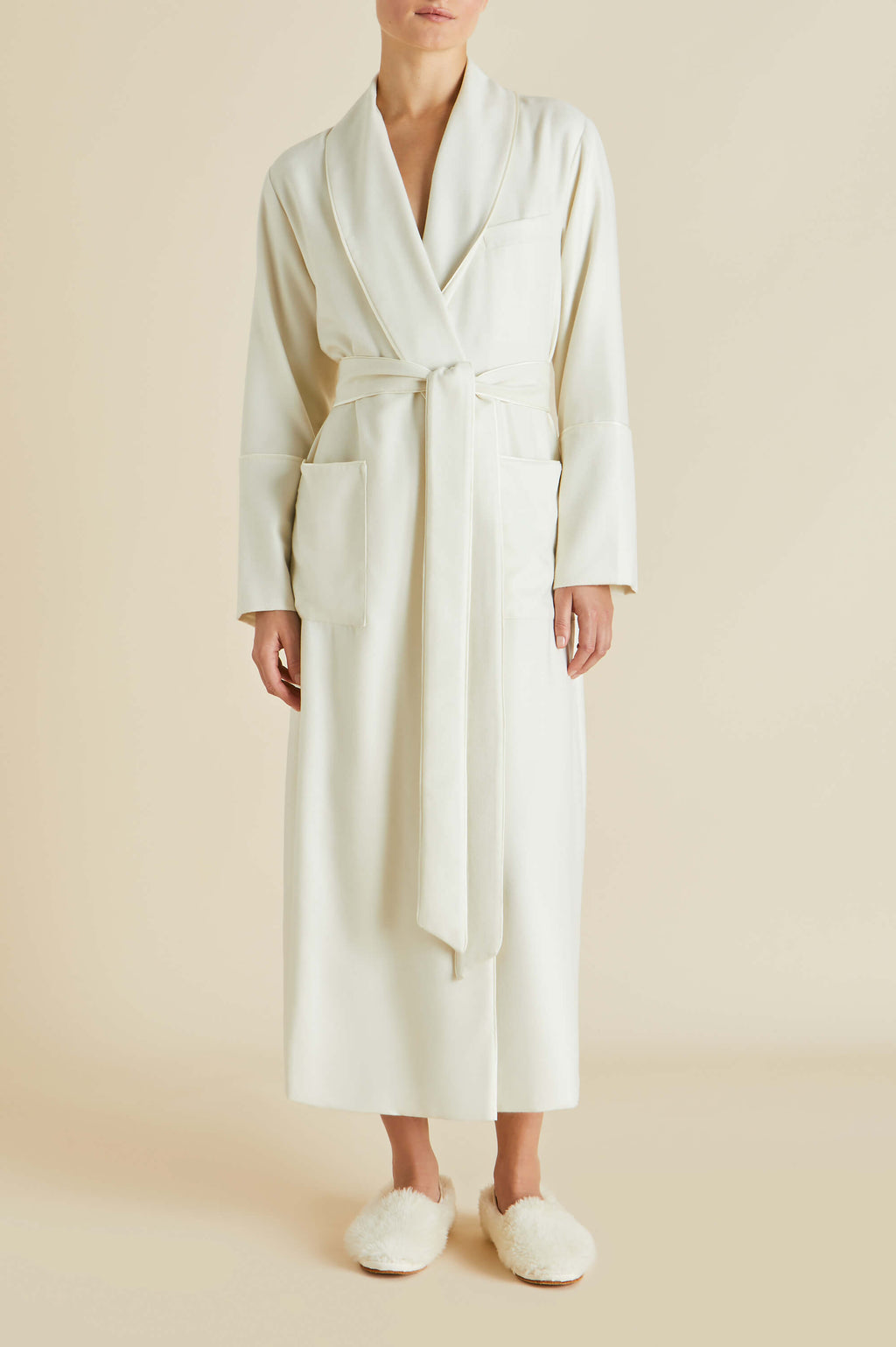 Logan Aspen Ivory Robe in Cashmere