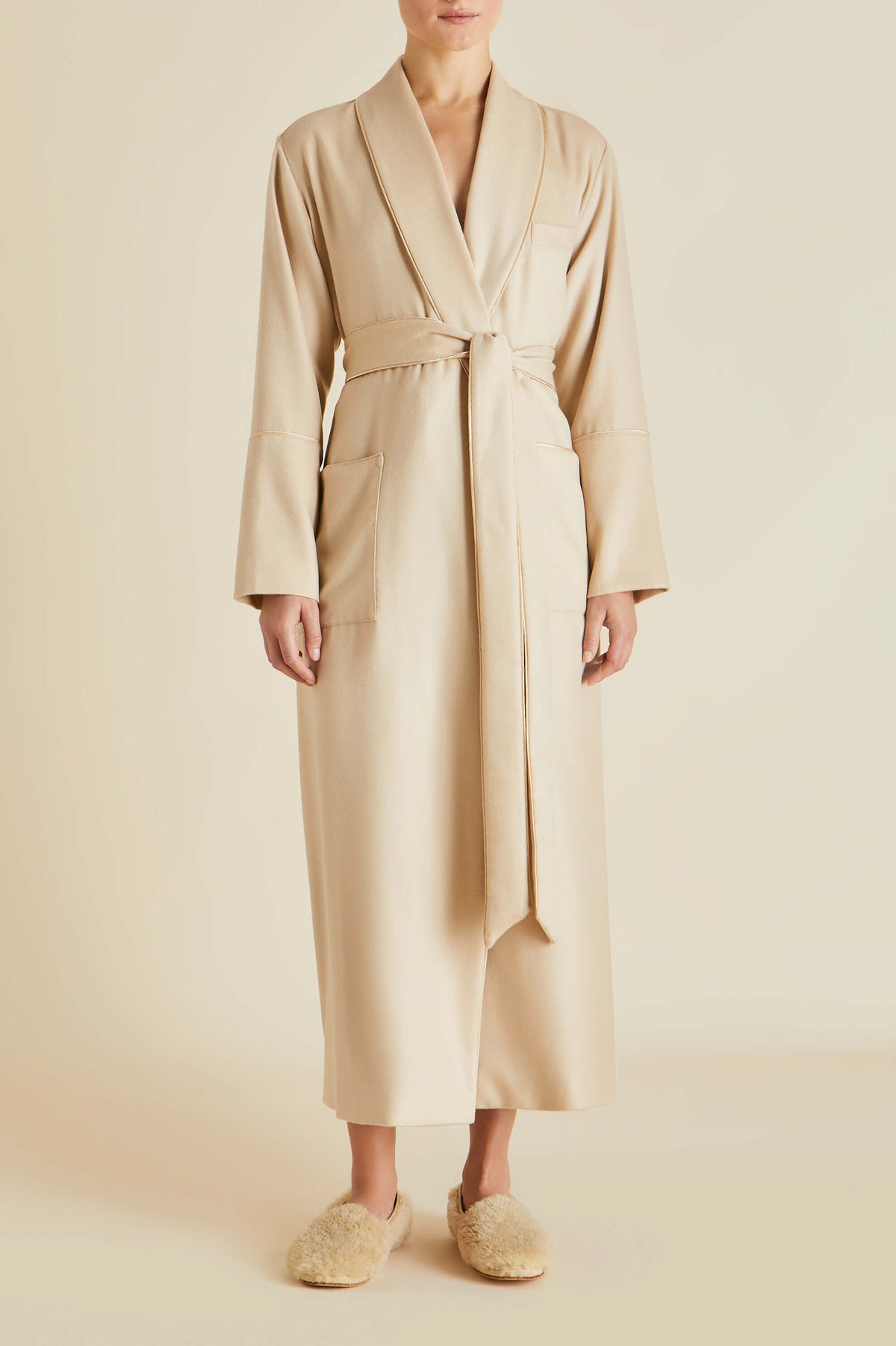 Logan Muscat Beige Robe in Cashmere