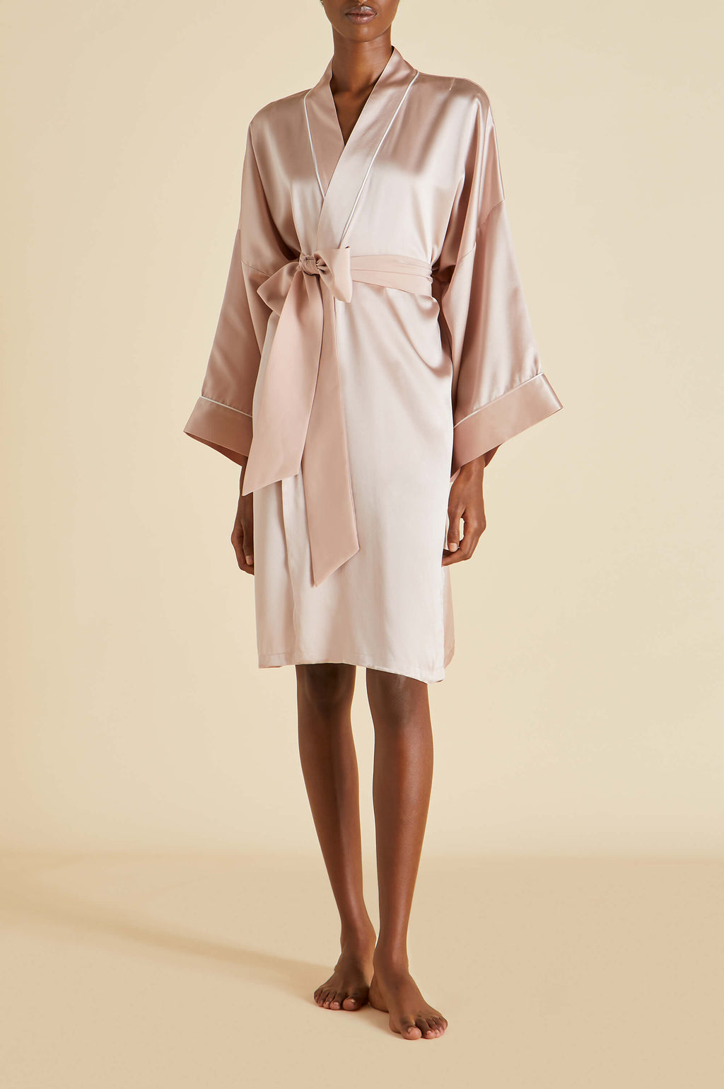 Mimi Oyster Ivory Robe in Silk Satin