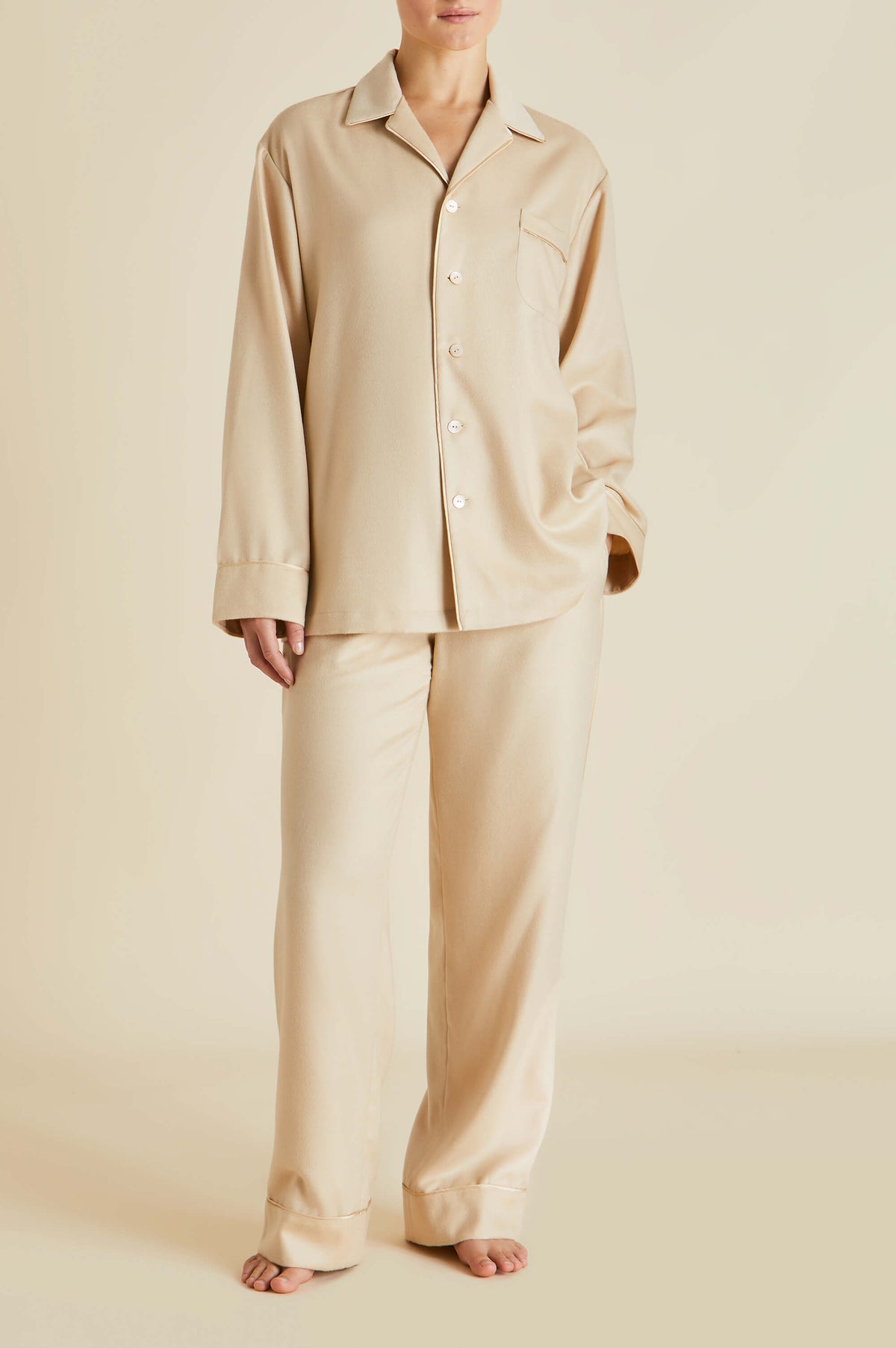 Vanderbilt Muscat Beige Pajamas in Cashmere