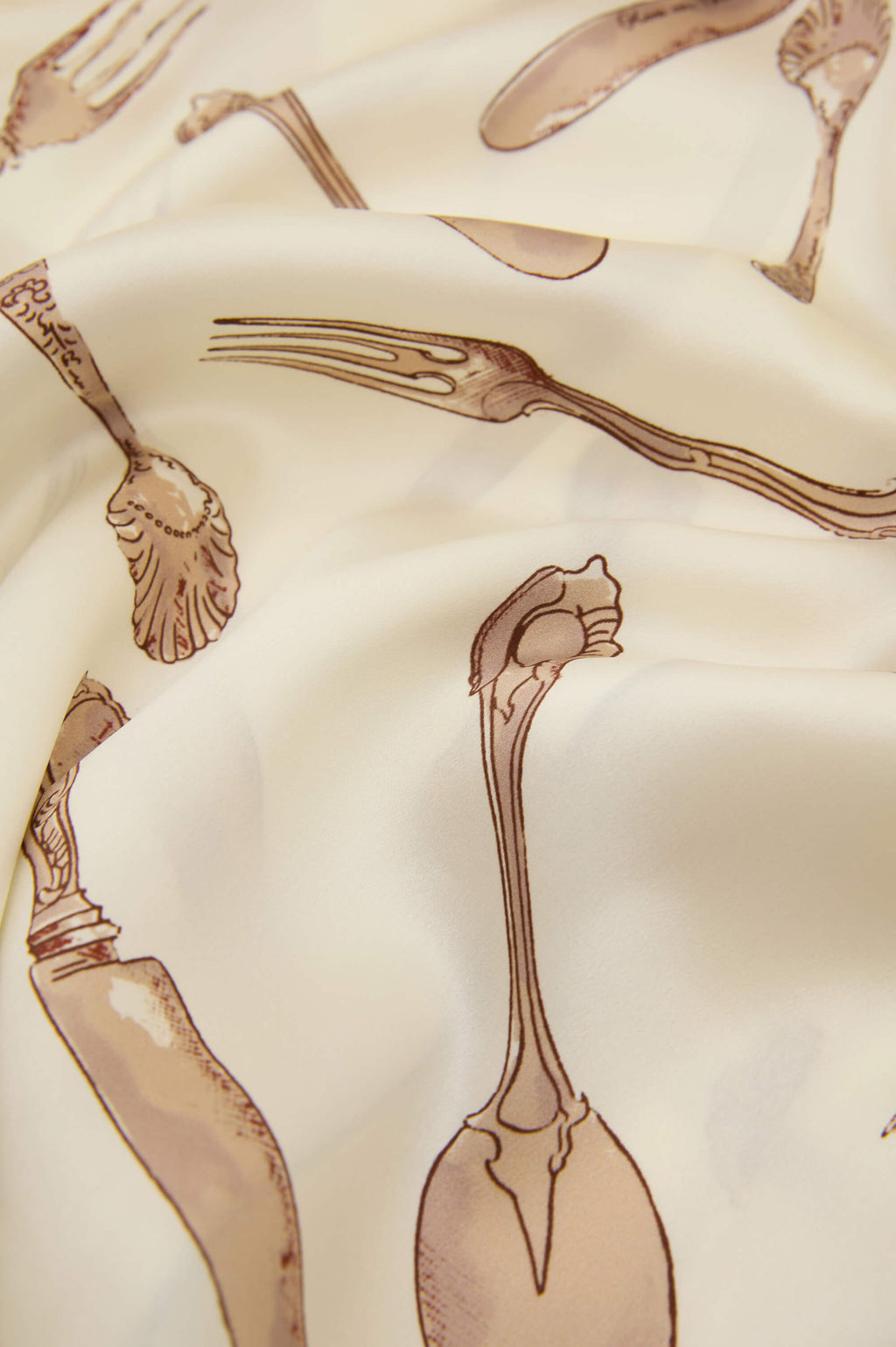 Capability Sevilla Cream Silverware Robe in Silk Satin