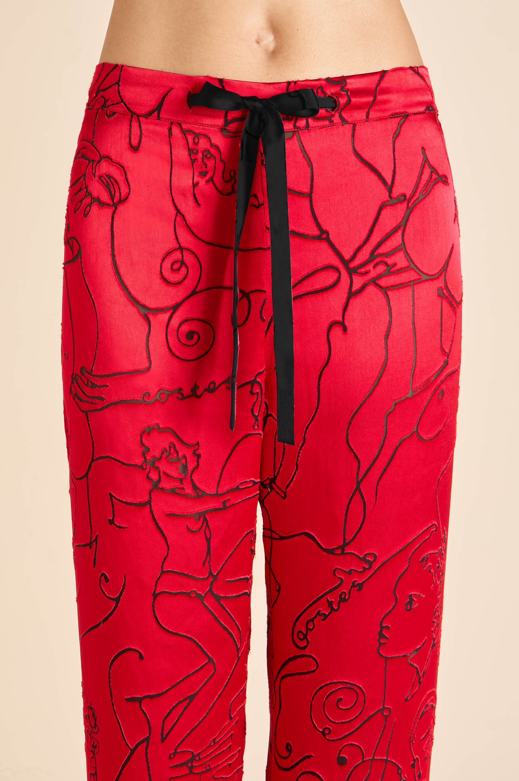 Lila Liaisons Red Figures Pajamas in Silk Devoré