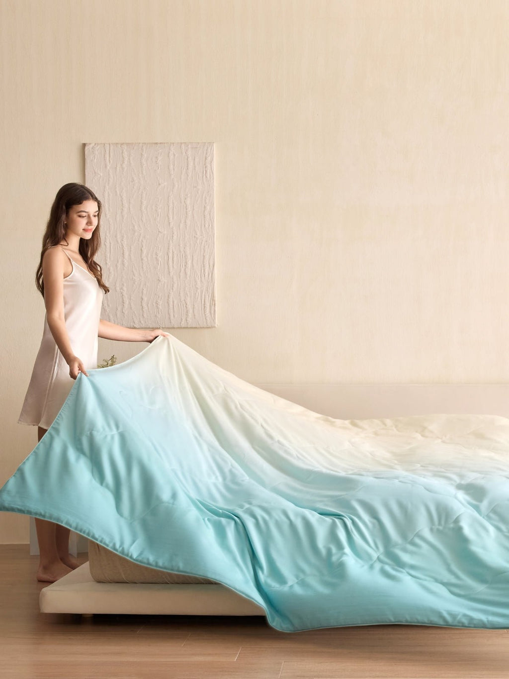 Luxury Gradient Silk Filled Blanket
