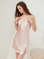 Elegant Lace Mulberry Silk Chemise