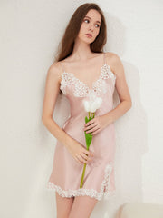 Elegant Lace Mulberry Silk Chemise