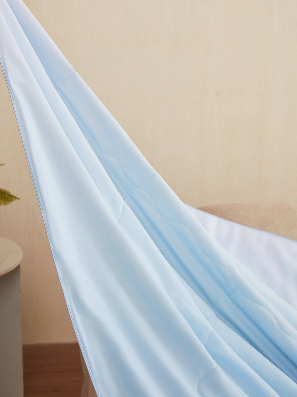 Luxury Silk Filled Throw Blanket