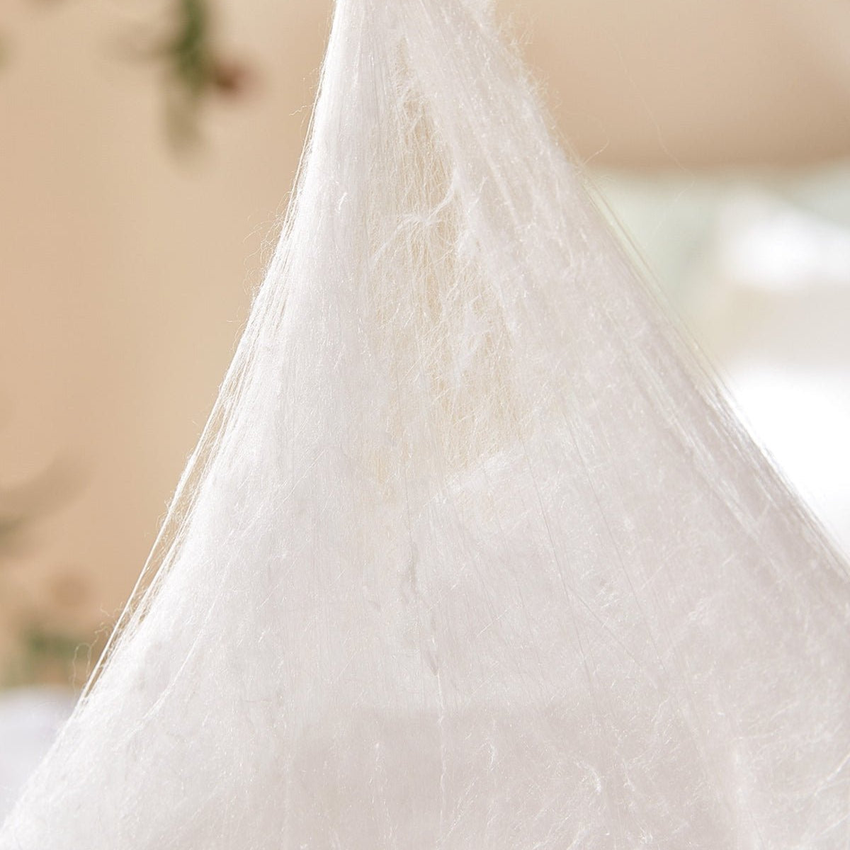 Summer Lightweight Mulberry Silk Filled Comforter