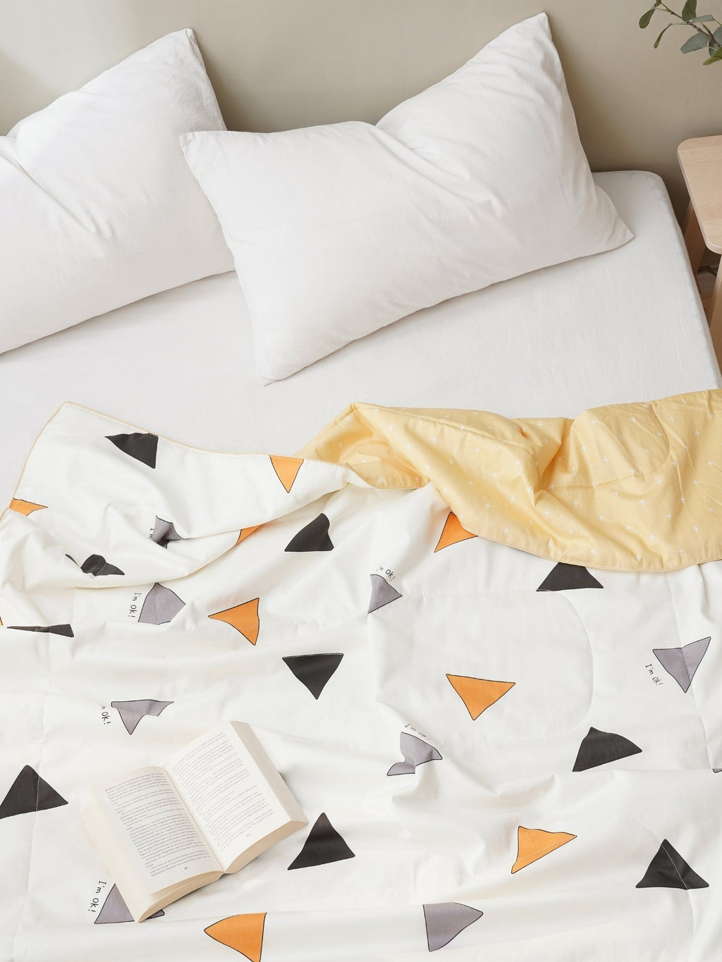 Geometric Silk Filled Cooling Blanket
