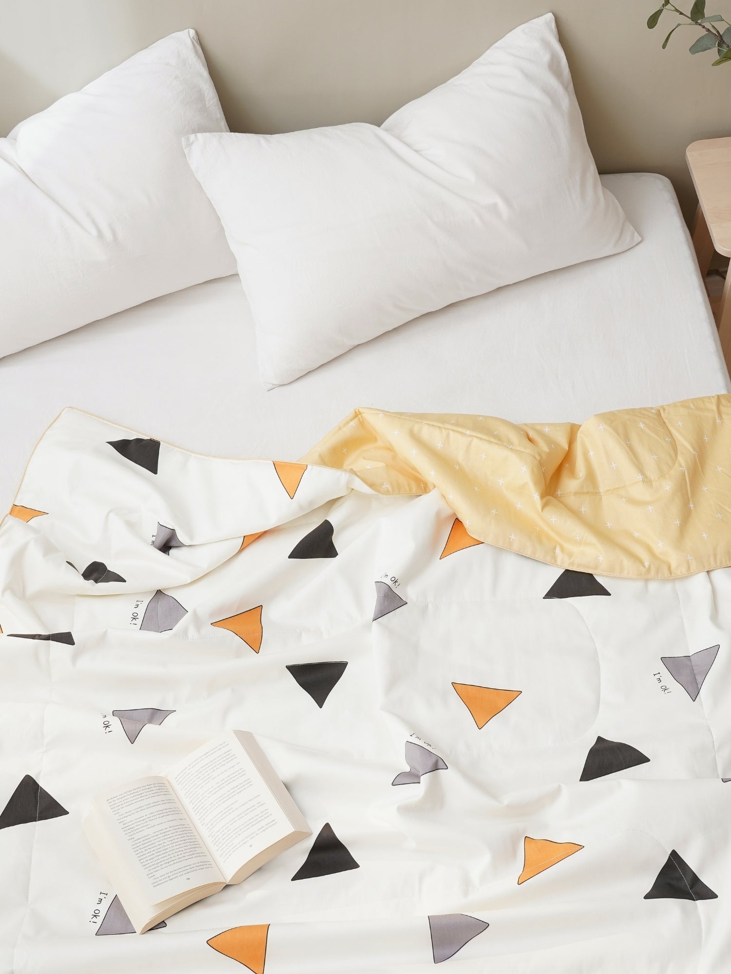 Geometric Silk Filled Cooling Blanket