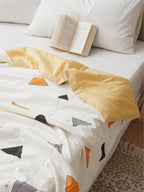 Geometric Silk Filled Cooling Blanket