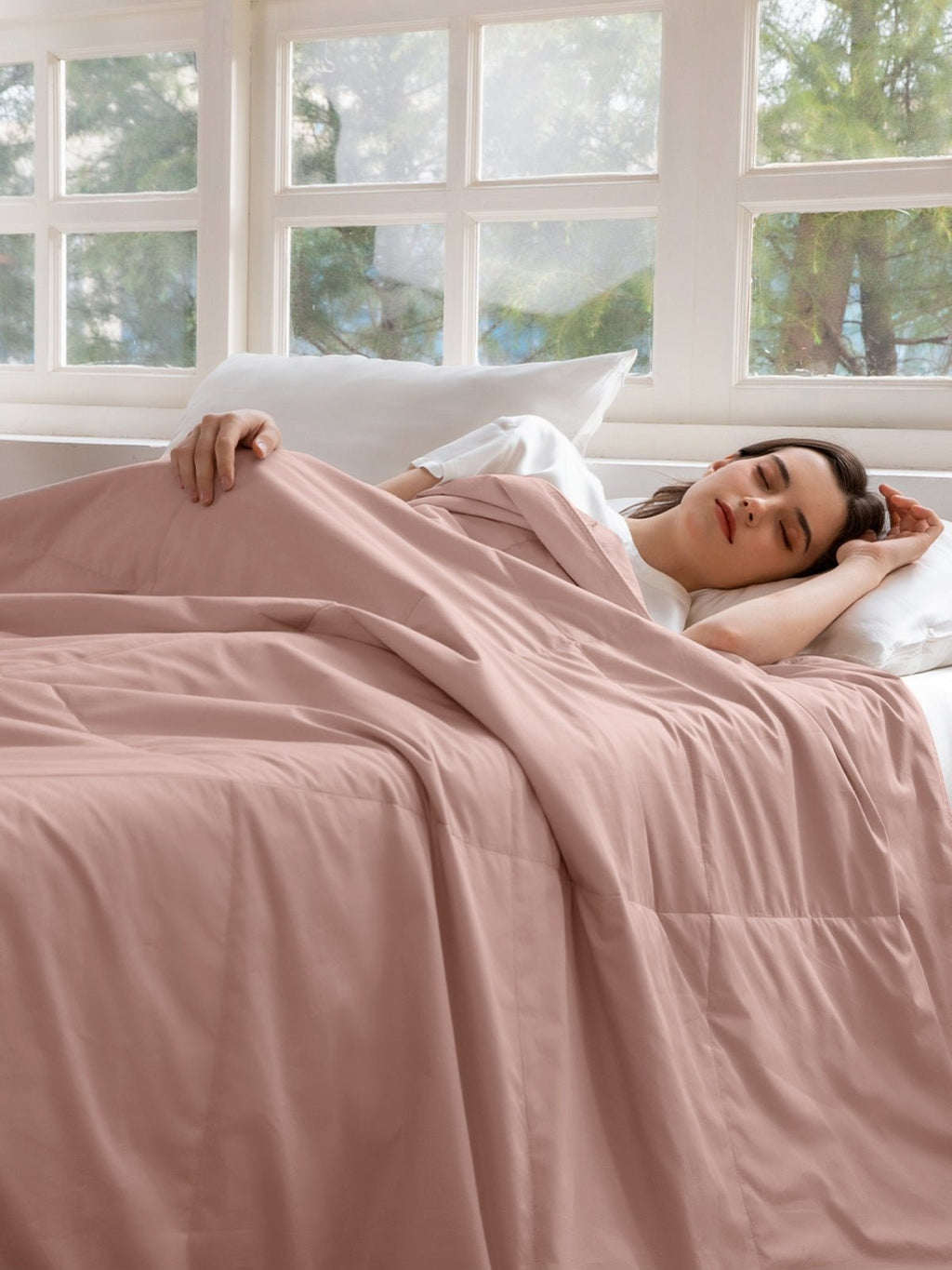 Summer Lightweight Washable Silk Filled Comforter