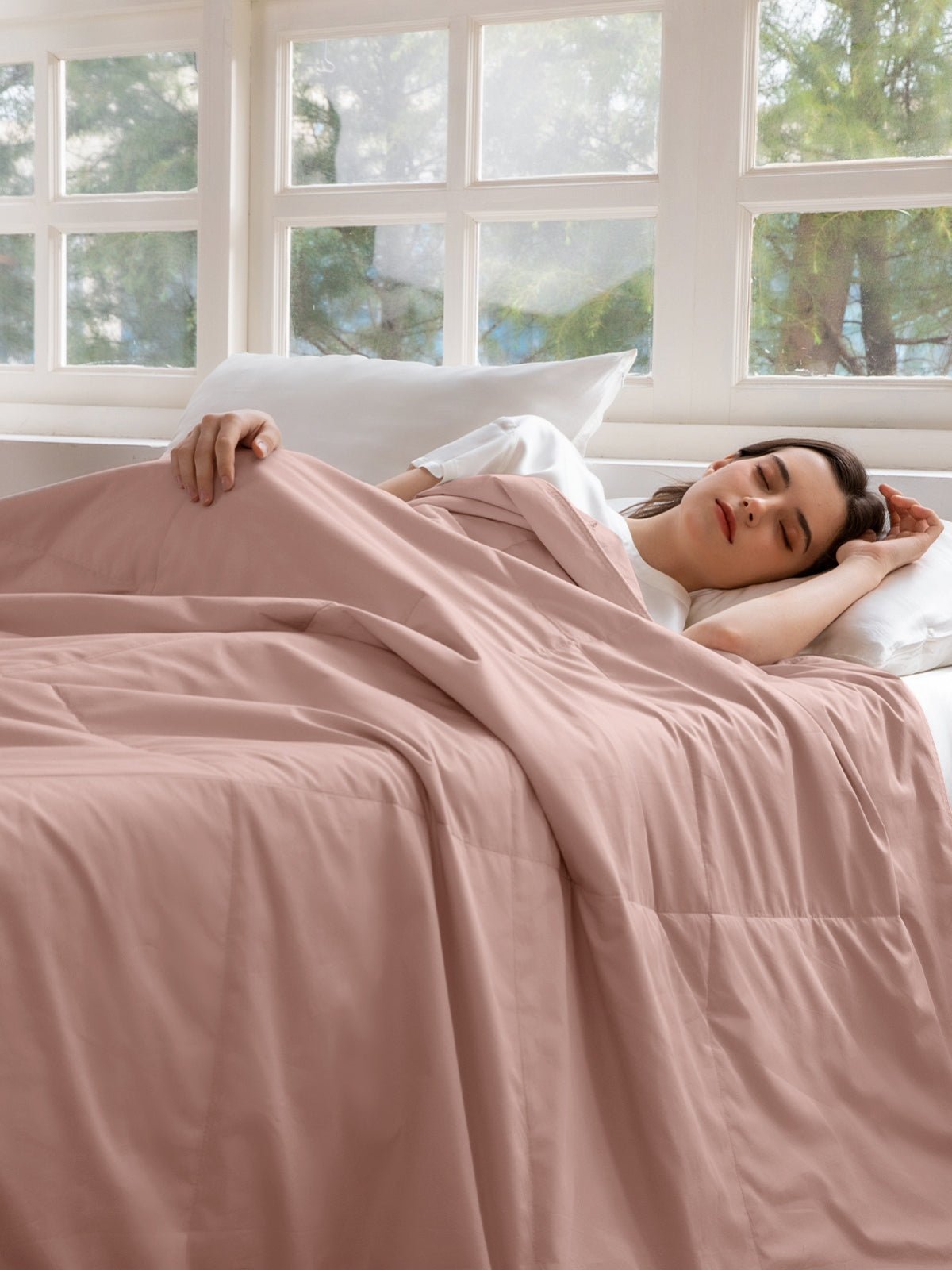 Summer Lightweight Washable Silk Filled Comforter