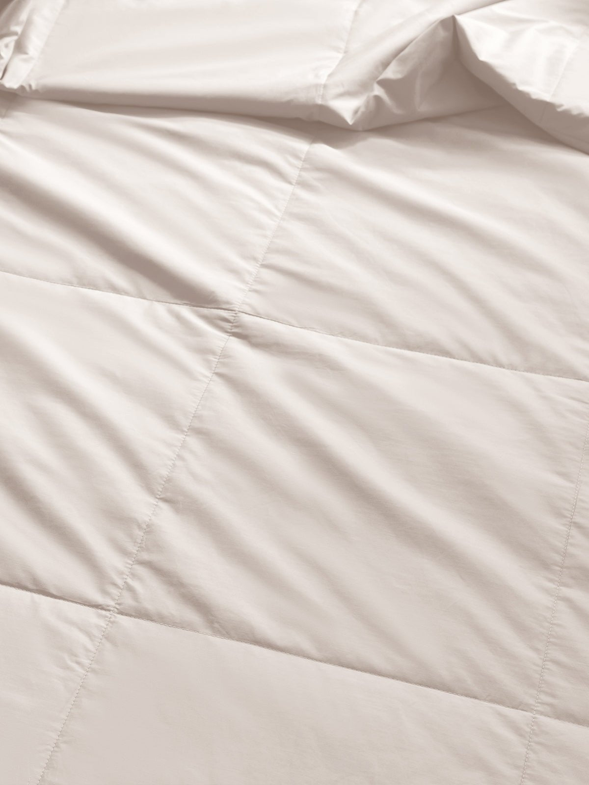 Summer Lightweight Washable Silk Filled Comforter