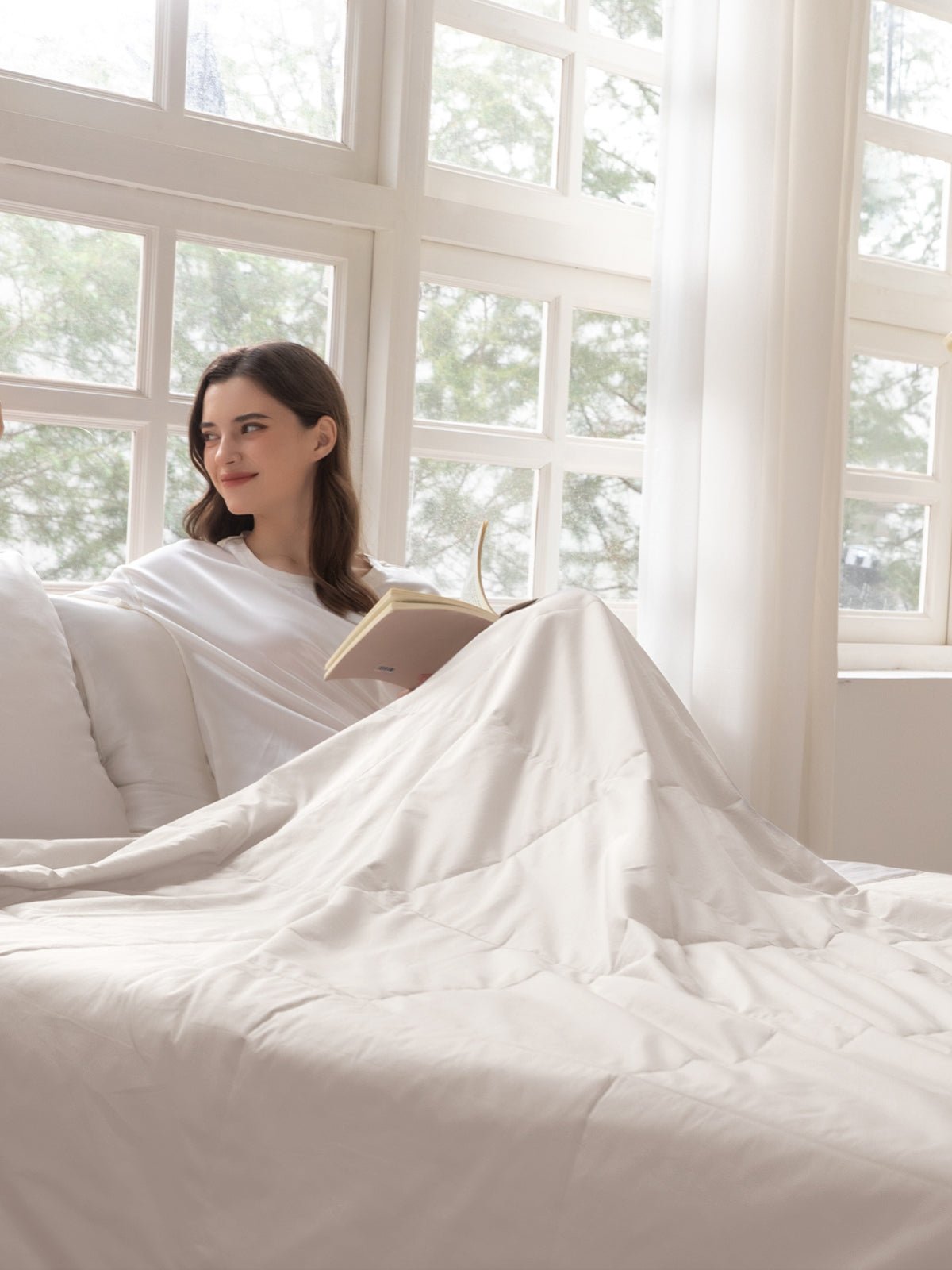 Summer Lightweight Washable Silk Filled Comforter