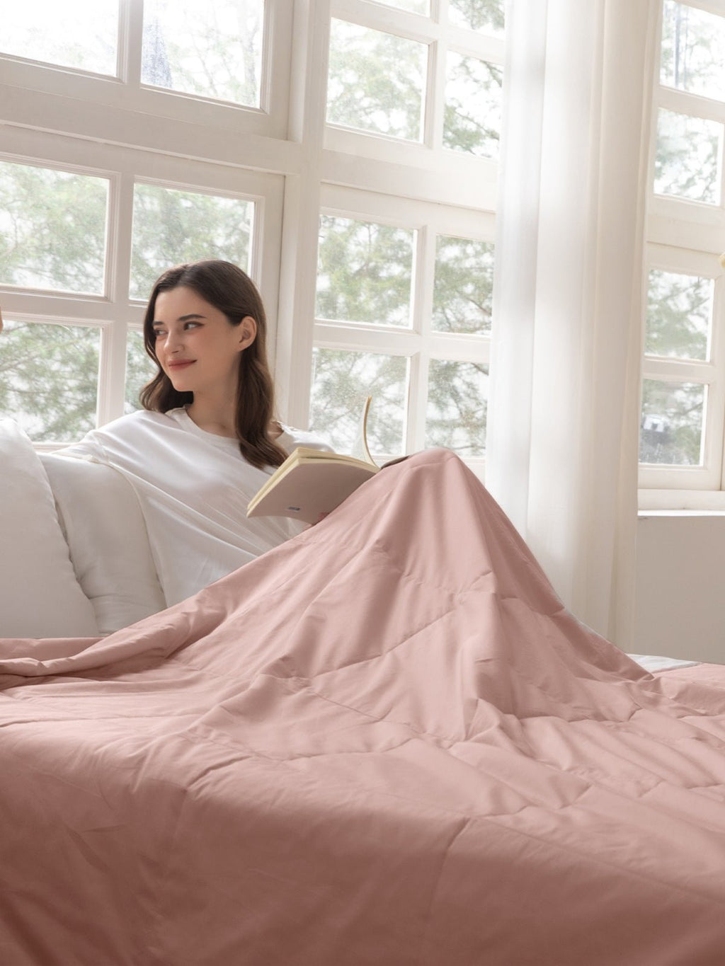 Summer Lightweight Washable Silk Filled Comforter