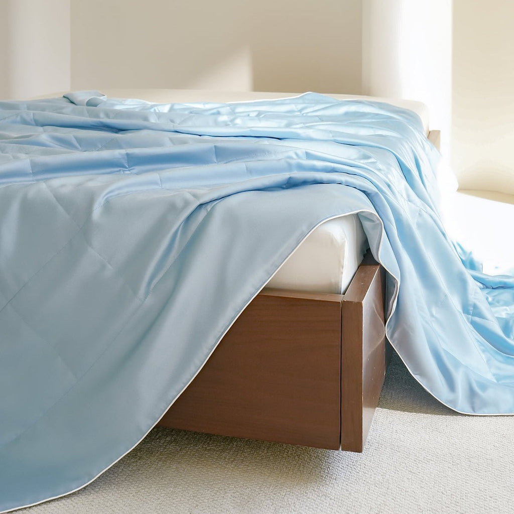 TENCEL™ Lyocell Silk Filled Cooling Blanket