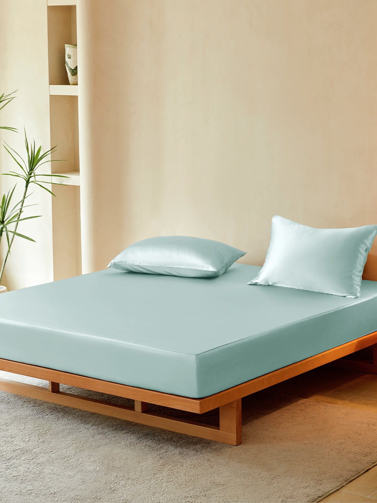 Vegan Silk Fitted Sheet Set