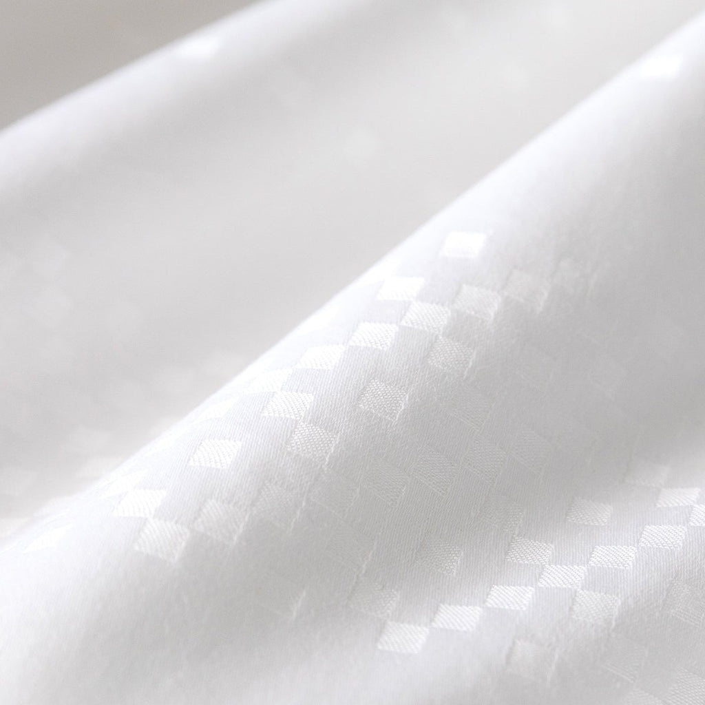Winter Mulberry Silk Filled Comforter
