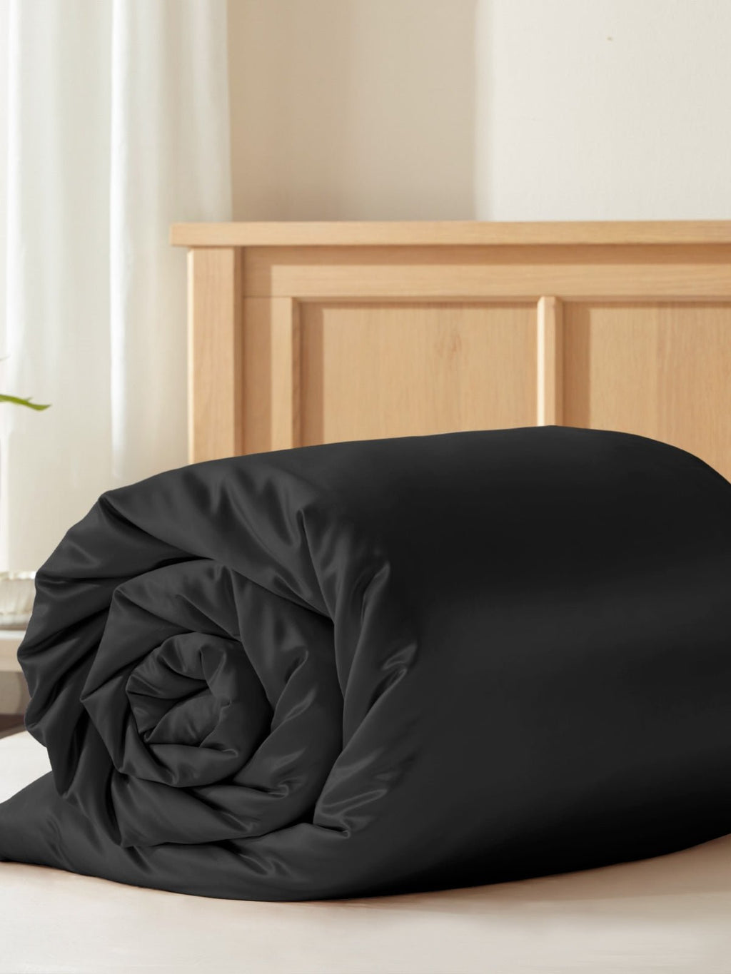Winter Mulberry Silk Comforter Set