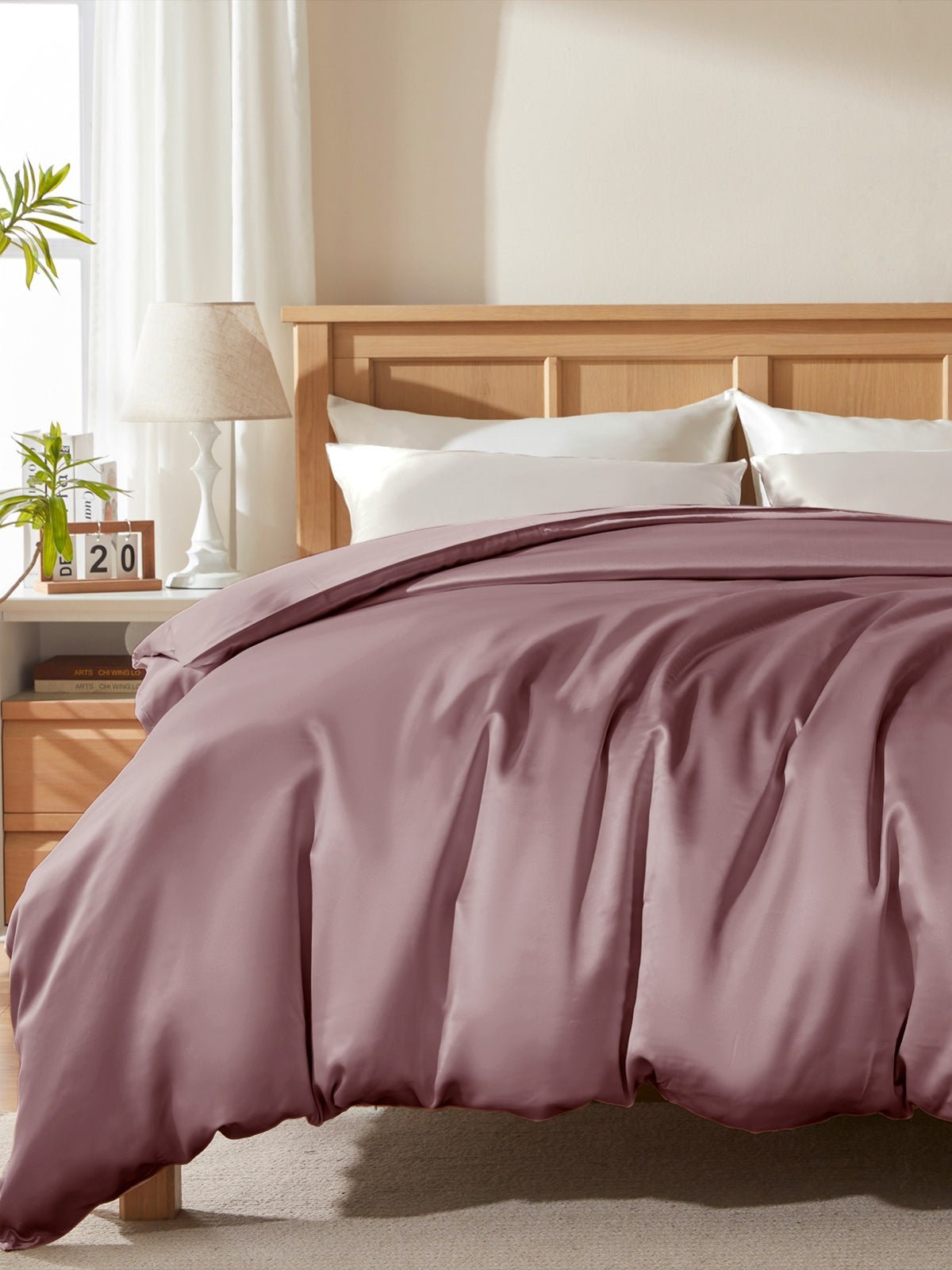 Winter Mulberry Silk Comforter Set