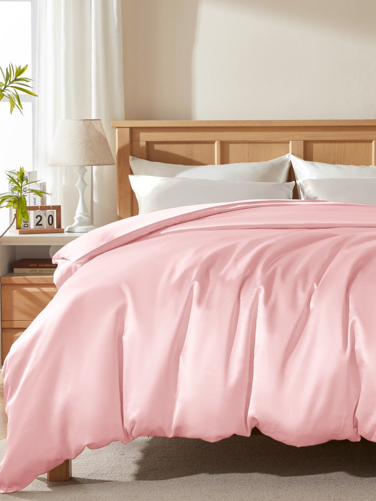 Winter Mulberry Silk Comforter Set