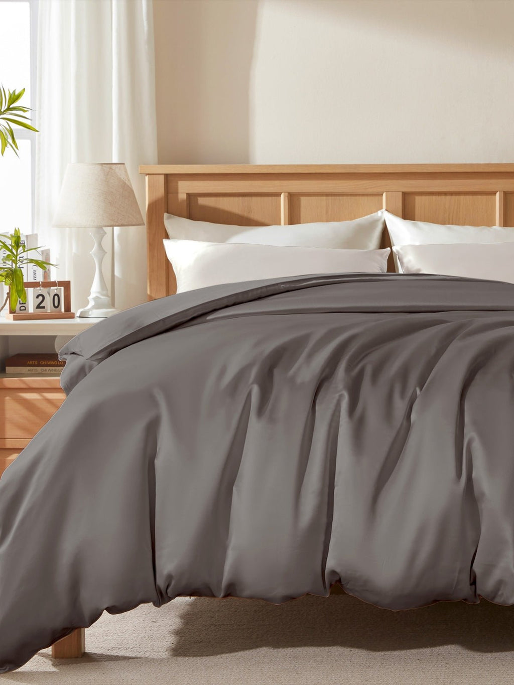 Winter Mulberry Silk Comforter Set
