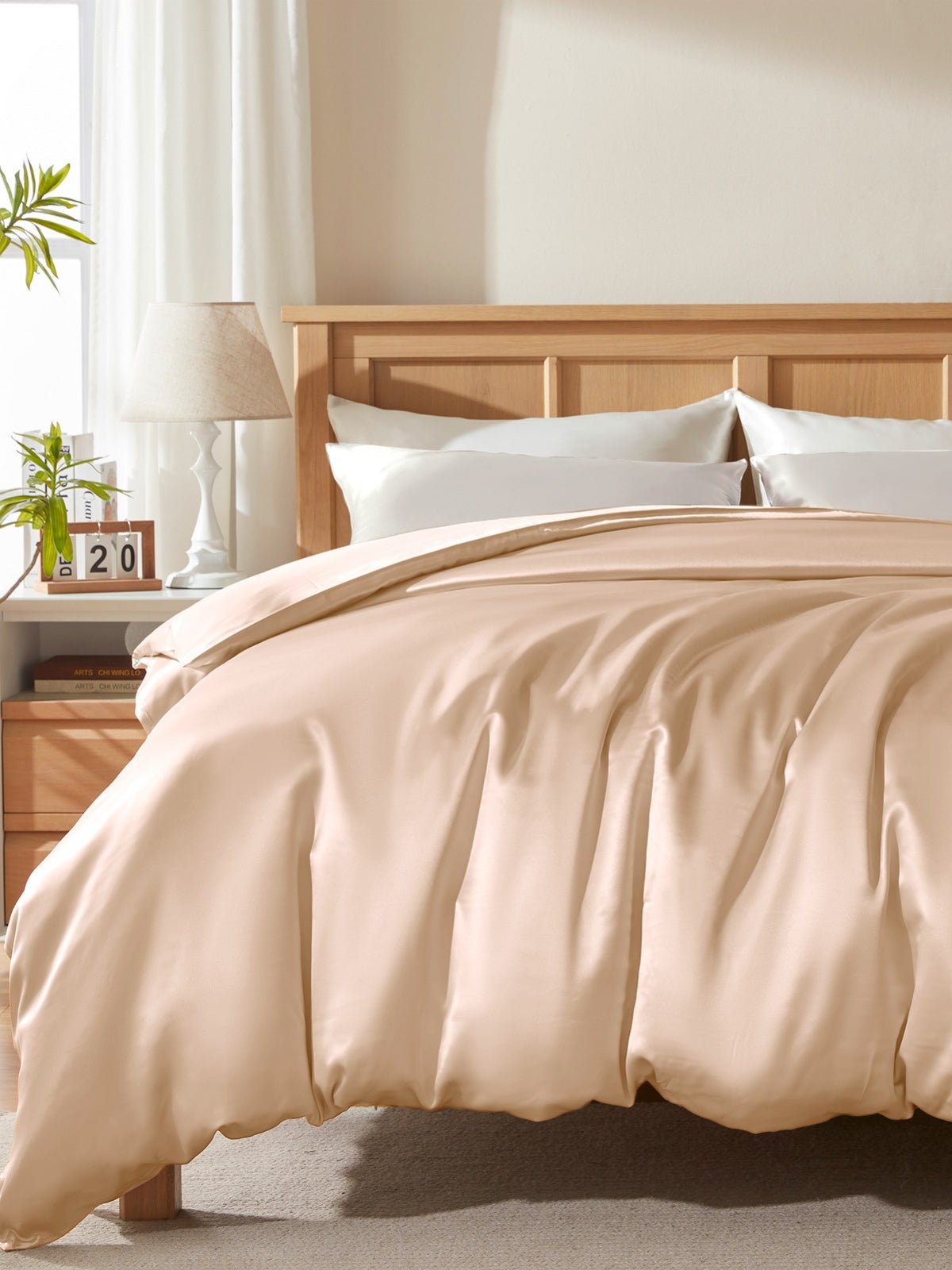 Winter Mulberry Silk Comforter Set